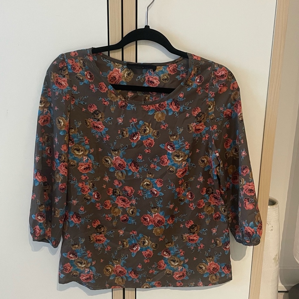 Women’s blouse